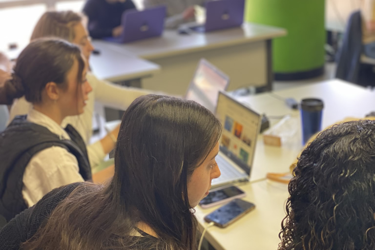 Estudia un ciclo formativo de comercio y marketing en Donostia